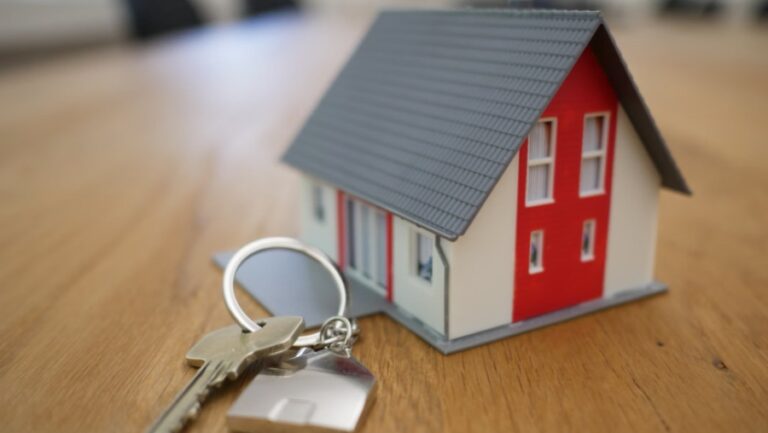 El TEAC confirma que la exención en IRPF por reinversión en vivienda ...